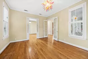 2018 Columbia St, Houston, TX 77008 - Photo 8