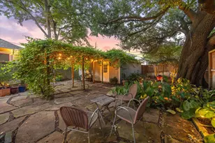 2018 Columbia St, Houston, TX 77008 - Photo 34