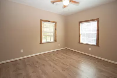 1622 W Milam Street, Wharton, TX 77488 - Photo 16