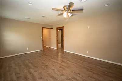 1622 W Milam Street, Wharton, TX 77488 - Photo 8