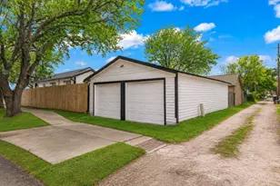 4102 Ursuline St, Galveston, TX 77550 - Photo 4