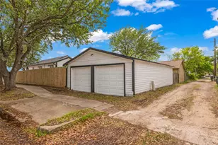 4102 Ursuline St, Galveston, TX 77550 - Photo 30