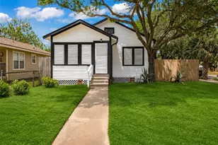 4102 Ursuline St, Galveston, TX 77550 - Photo 1