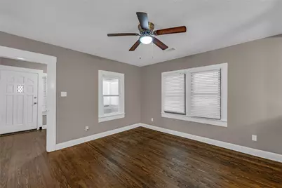 4102 Ursuline Street, Galveston, TX 77550 - Photo 12