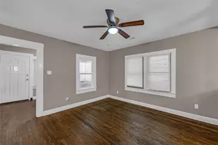 4102 Ursuline St, Galveston, TX 77550 - Photo 12