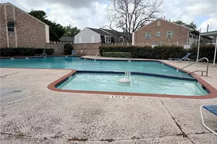 6349 Briar Rose Dr, Houston, TX 77057 - Photo 12
