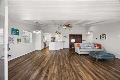 853 Marlin Street, Bayou Vista, TX 77563 - Photo 8