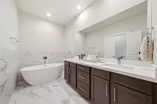 5929 Haring Ln, Houston, TX 77091 - Photo 18