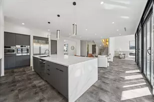 2610 Westgrove Ln, Houston, TX 77027 - Photo 14