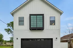 727 E 40th St, Houston, TX 77022 - Photo 2