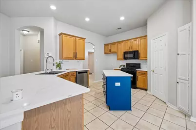 10719 Knoll Bend Lane, Houston, TX 77070 - Photo 14