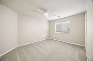 10719 Knoll Bend Ln, Houston, TX 77070 - Photo 30
