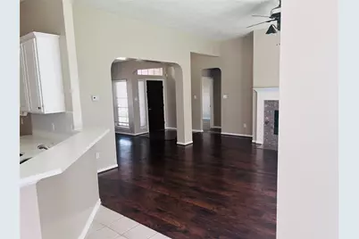 4722 Silverlake Drive, Sugar Land, TX 77479 - Photo 12