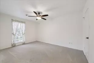 1107 Chesterwood Dr, Pearland, TX 77581 - Photo 20