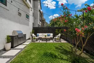 1629 W 23rd St, Houston, TX 77008 - Photo 4