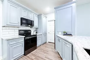 540 Springwood Dr, Conroe, TX 77385 - Photo 6