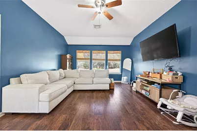 10391 Royal Magnolia Drive, Conroe, TX 77303 - Photo 2