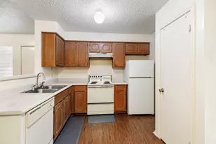 702 San Mario Ct, College Station, TX 77845 - Photo 10