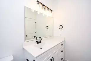 6828 Liverpool St, Houston, TX 77021 - Photo 18