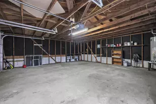 4903 Mayflower St, Houston, TX 77033 - Photo 8