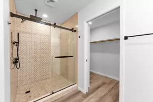 128 E Park Dr, Conroe, TX 77356 - Photo 24