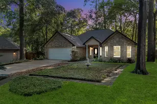 128 E Park Dr, Conroe, TX 77356 - Photo 1