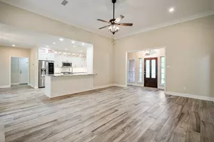 8911 Diamante Dr, Magnolia, TX 77354 - Photo 10