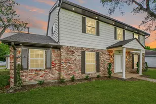 14406 Burgoyne Rd, Houston, TX 77077 - Photo 2