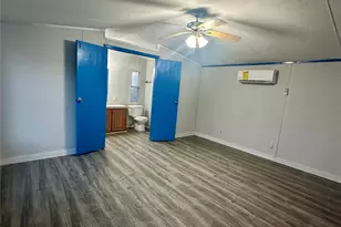 2525 Oyster Creek Bend, Oyster Creek, TX 77541 - Photo 8