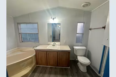 2525 Oyster Creek Bend, Oyster Creek, TX 77541 - Photo 10