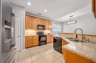 17819 Serene Shore Dr, Cypress, TX 77429 - Photo 6