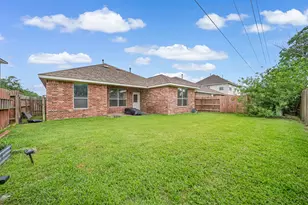 17819 Serene Shore Dr, Cypress, TX 77429 - Photo 2