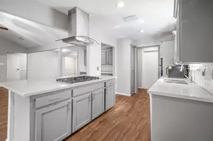 2102 Oak Shores Dr, Houston, TX 77339 - Photo 8