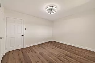 7714 Renwick Dr, Houston, TX 77081 - Photo 22