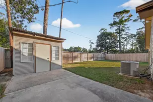 2103 Woodway Dr, New Caney, TX 77357 - Photo 30