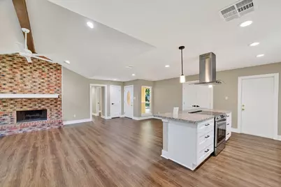 2103 Woodway Drive, New Caney, TX 77357 - Photo 6