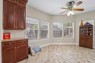 2424 Piney Woods Dr, Pearland, TX 77581 - Photo 24