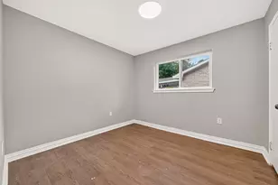 1722 Shannon Valley Dr, Houston, TX 77077 - Photo 32