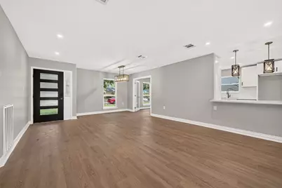 1722 Shannon Valley Drive, Houston, TX 77077 - Photo 10