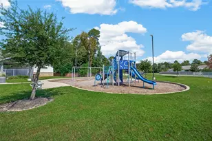 2321 W Winding Pines Dr, Tomball, TX 77375 - Photo 26