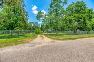445 County Road 3183 Rd, Cleveland, TX 77327 - Photo 30