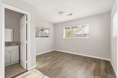 11202 Sagehill Drive, Houston, TX 77089 - Photo 6