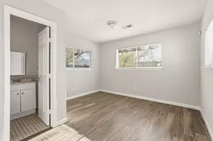 11202 Sagehill Dr, Houston, TX 77089 - Photo 6