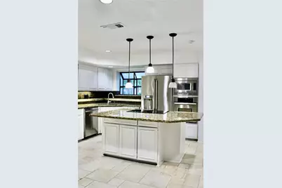 9 Willowherb Court, The Woodlands, TX 77380 - Photo 12
