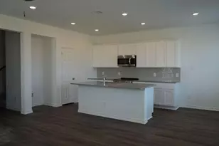 809 Stoney Pt Ln, Dayton, TX 77535 - Photo 2