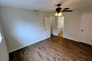 7518 Smiling Wood Ln, Houston, TX 77086 - Photo 6