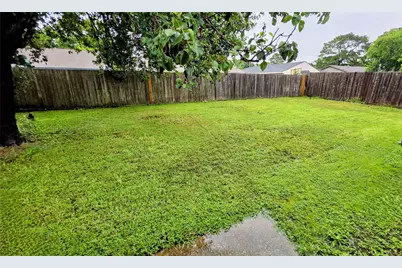 7518 Smiling Wood Lane, Houston, TX 77086 - Photo 12