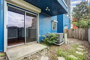 835 Saulnier St, Houston, TX 77019 - Photo 10