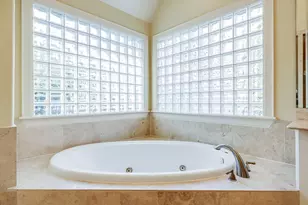 6310 Hermann Lake Dr, Houston, TX 77021 - Photo 20