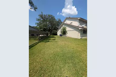 7131 La Entrada Drive, Houston, TX 77083 - Photo 2